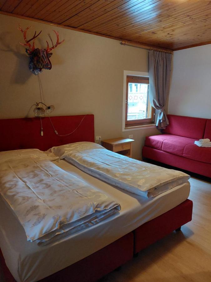 Bed and Breakfast Garni Monika Canazei Exterior foto