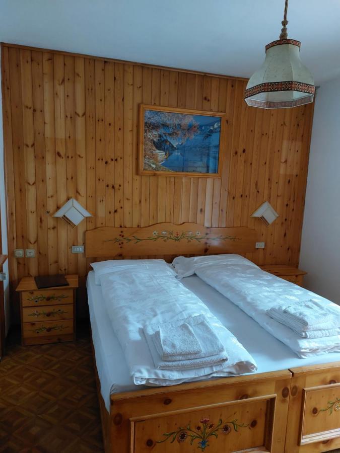 Bed and Breakfast Garni Monika Canazei Exterior foto